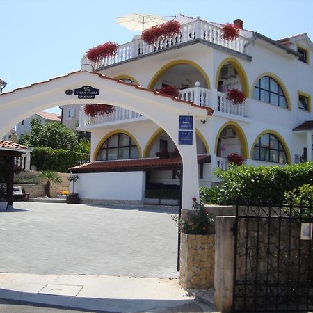 Villa Flora Malinska Dış mekan fotoğraf